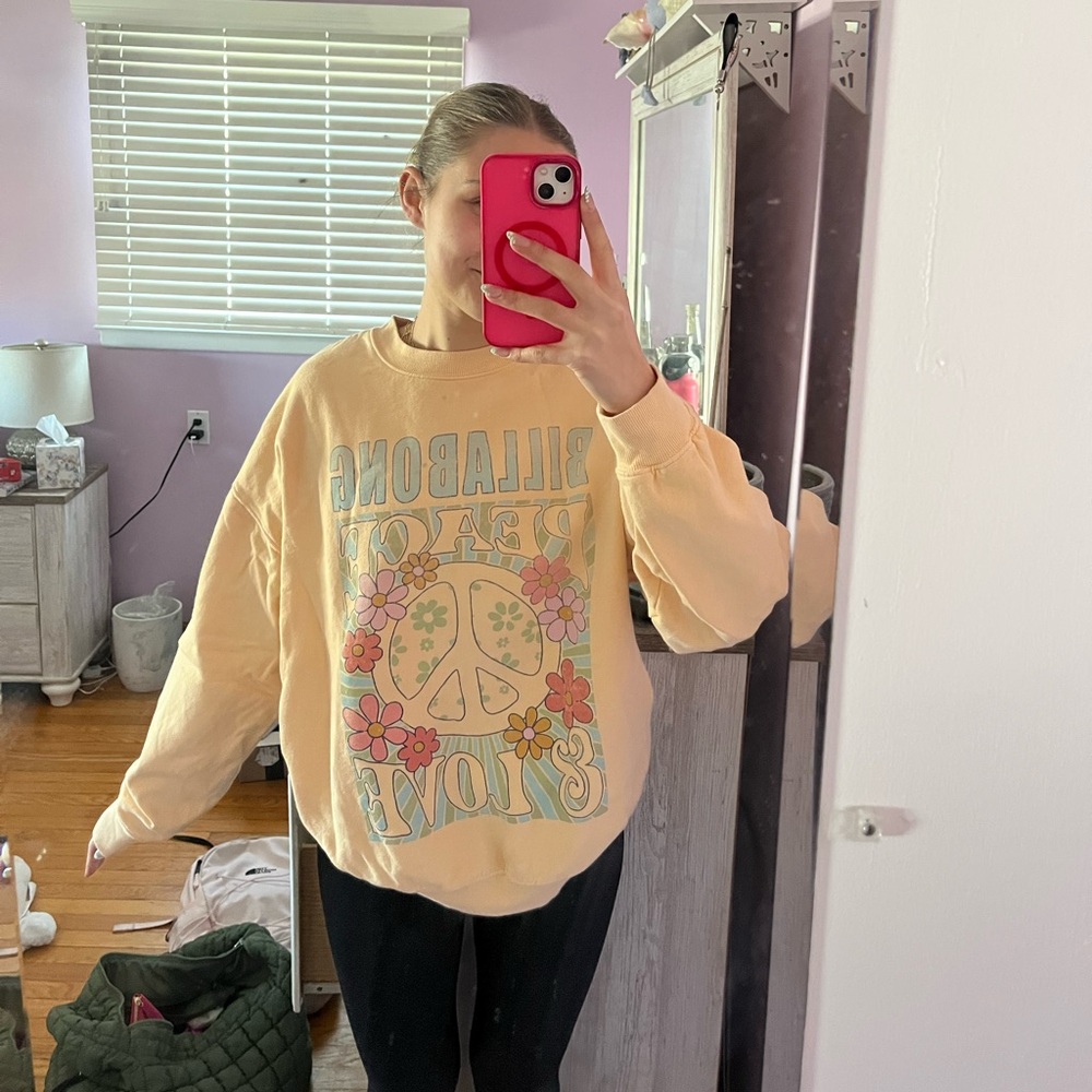 Billabong Women's Yellow Graphic Sweatshirt